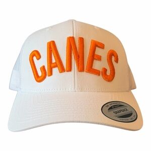 NCAA MIAMI “CANES” SNAPBACK TWILL TRUCKER CAP